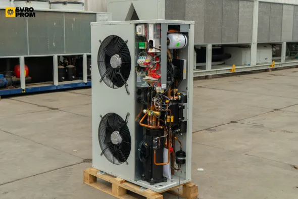 Chiller Climaveneta | 13.5/15.3 kW | 2024 | Nuovo