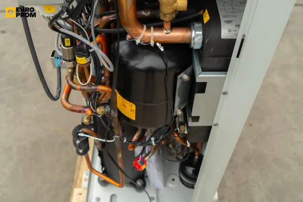 Chiller Climaveneta | 13.5/15.3 kW | 2024 | Nuovo