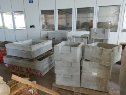 45#7725 Chiusini in ghisa e basi per pozzetti