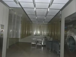 2#3241 Clean room a servizio di area sterilizzazione e confezionamento indumenti sterili