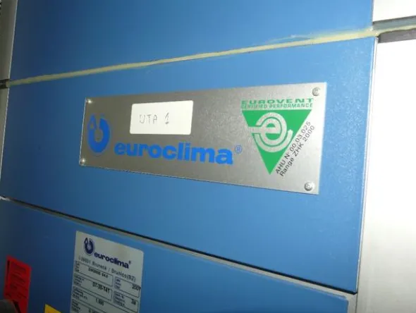 2#3241 Clean room a servizio di area sterilizzazione e confezionamento indumenti sterili