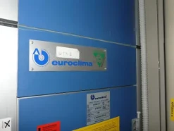 2#3241 Clean room a servizio di area sterilizzazione e confezionamento indumenti sterili
