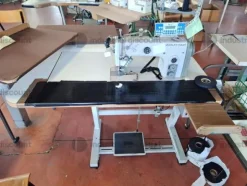 Collaretto marca Juki modello 7723 a 3 aghi