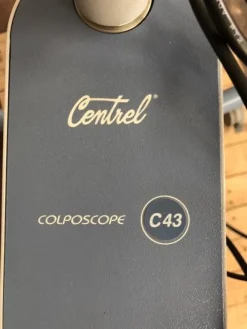 1#3400 Colposcopio CentrelC43