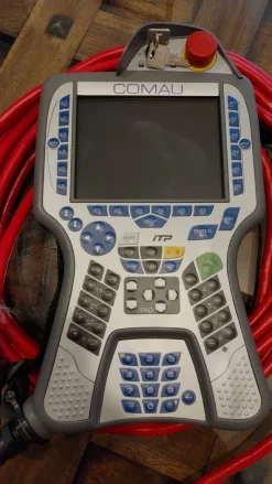 COMAU iTP, Teach Pendant, Unità di comando, Tastierino