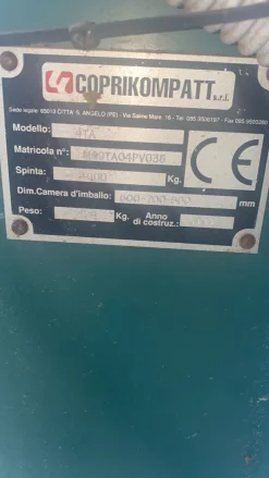 compattatrice per materiale