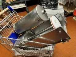 1#7741 Compendio di azienda dedita alla macellazione e al commercio all'ingrosso di bestiame