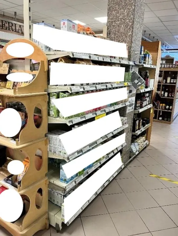 1#7741 Compendio di azienda dedita alla macellazione e al commercio all'ingrosso di bestiame