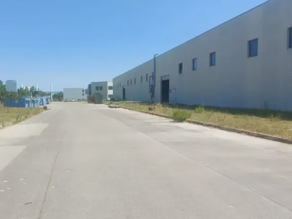 #18416 Compendio industriale con quota di edificabilità residua