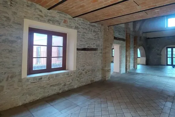 #24984 Complesso alberghiero con bar-ristorante e piscina