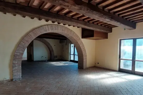 #24985 Complesso alberghiero con bar-ristorante e piscina