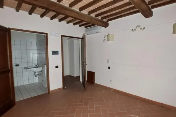 #24985 Complesso alberghiero con bar-ristorante e piscina