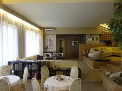 #7941 Complesso alberghiero con discoteca e terreni agricoli