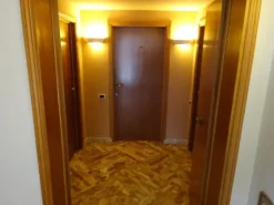 #7941 Complesso alberghiero con discoteca e terreni agricoli