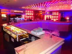 #7941 Complesso alberghiero con discoteca e terreni agricoli