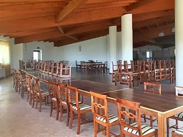 #22968 Complesso alberghiero immerso nel verde della Sila