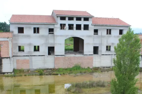 #20904 Complesso alberghiero in corso di costruzione