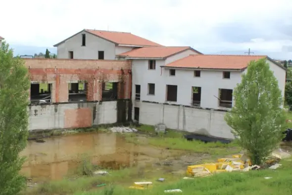 #20904 Complesso alberghiero in corso di costruzione