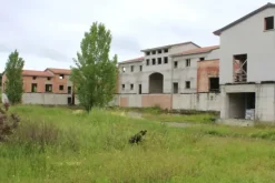 #20904 Complesso alberghiero in corso di costruzione