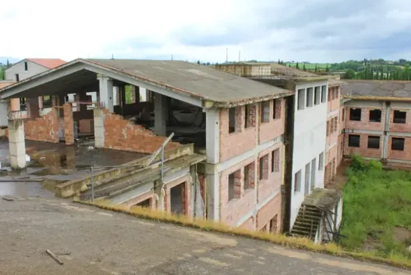 #20904 Complesso alberghiero in corso di costruzione