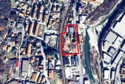 #2515000 Complesso artigianale commerciale e corte