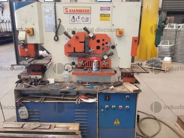 1#9157 Complesso aziendale dedito alla lavorazione dei metalli