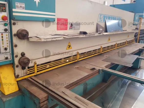 1#9157 Complesso aziendale dedito alla lavorazione dei metalli