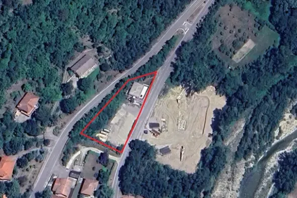 #2534008 Complesso commerciale con ampia area pertinenziale