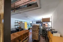 #23530 Complesso commerciale con depositi esterni