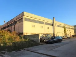 #8679 Complesso commerciale-espositivo con corte esclusiva