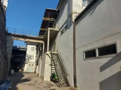 #18298 Complesso commerciale/logistico con area esterna