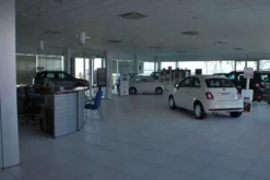 #9532 Complesso commerciale per autosalone e officina