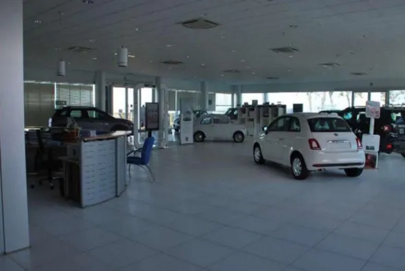 #9532 Complesso commerciale per autosalone e officina