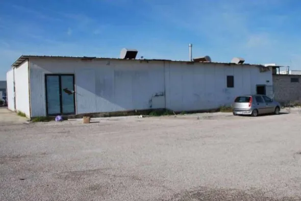 #9532 Complesso commerciale per autosalone e officina