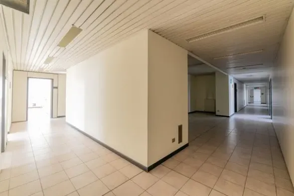 #15091 Complesso direzionale con area di pertinenza esclusiva