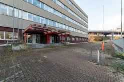 #15091 Complesso direzionale con area di pertinenza esclusiva