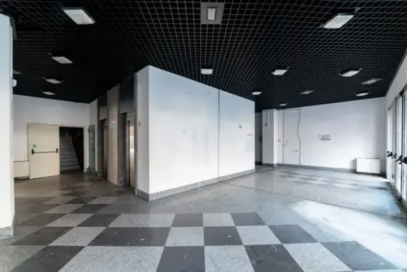 #15091 Complesso direzionale con area di pertinenza esclusiva