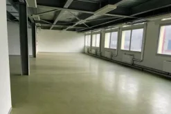 #14785 Complesso direzionale con parcheggio