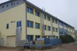 #14785 Complesso direzionale con parcheggio