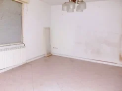#21012 Complesso immobiliare con supermercato, concessionaria, appartamenti e uffici