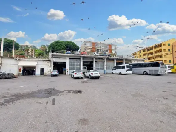 #23539 Complesso immobiliare direzionale-terziario con area edificabile