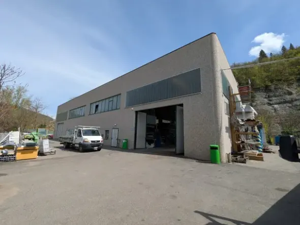 #2640059 Complesso industriale composto da due capannoni indipendenti