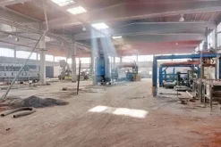 #19873 Complesso industriale con area scoperta