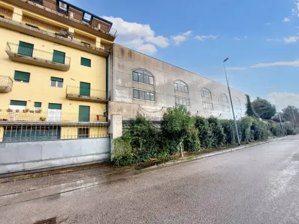 #21015 Complesso industriale con opificio ed uffici