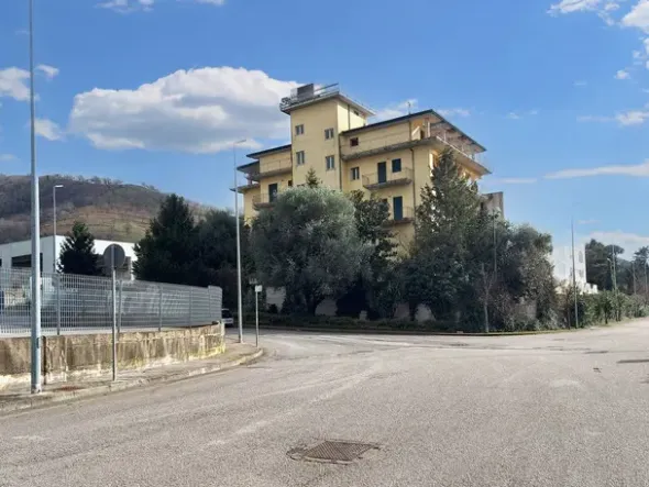 #21015 Complesso industriale con opificio ed uffici