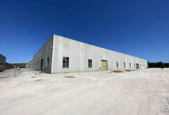 #2537665 Complesso industriale con uffici, magazzini e ampi piazzali