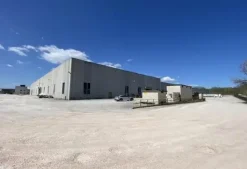 #2537665 Complesso industriale con uffici, magazzini e ampi piazzali