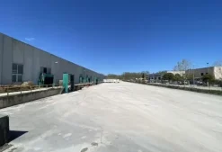 #2537665 Complesso industriale con uffici, magazzini e ampi piazzali