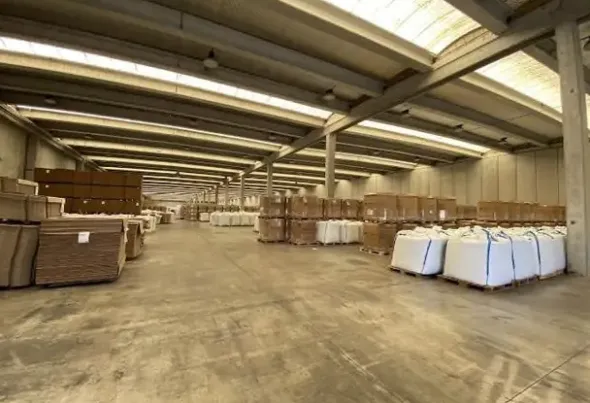#2537665 Complesso industriale con uffici, magazzini e ampi piazzali