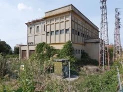 #12827 Complesso industriale da riqualificare